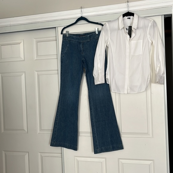 Theory set flare jeans and white long sleeve - Picture 2 of 10